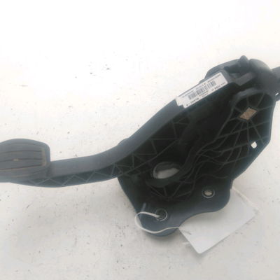 Pedale embrayage Peugeot 308 SW II (LC_, LJ_, LR_, LX_, L4_) 2.0 bluehdi 150 (2014-2021)