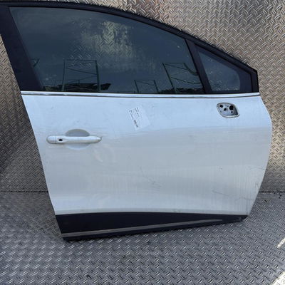 Porte avant droite Renault CLIO IV (BH_) 0.9 tce 90 (2012) 5 portes