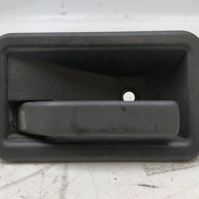 Poignee int porte avg Renault CLIO I (B-C57_, 5-357_) 1.2 (b-c-s57a, b-c57s, 5-357f, 5-357j, 5-357l, 5-357r) (1990-1998) 5 portes