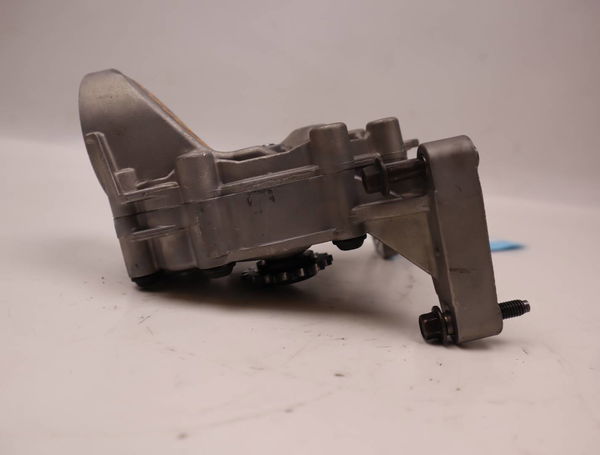 Pompe a huile Citroën C3 III (SX) 1.2 thp 110 (2016)