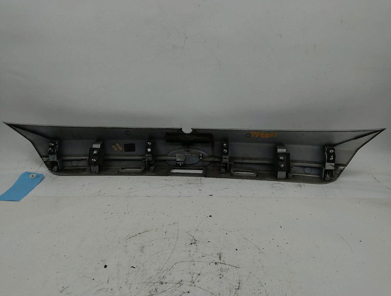 Poignee ext hayon Ford FIESTA VI (CB1, CCN) 1.0 ecoboost (2013)