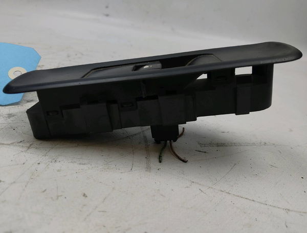 Commande lève-glace porte avant droite Peugeot 807 (EB_) 2.2 hdi (2002)