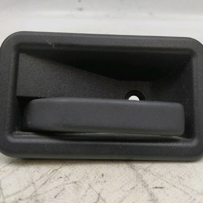 Poignee int porte arg Renault CLIO I (B-C57_, 5-357_) 1.2 (b-c-s57a, b-c57s, 5-357f, 5-357j, 5-357l, 5-357r) (1990-1998) 5 portes