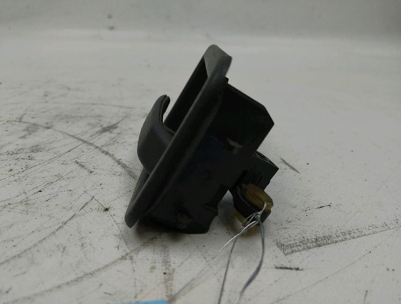 Poignee int porte ard Renault CLIO I (B-C57_, 5-357_) 1.2 (b-c-s57a, b-c57s, 5-357f, 5-357j, 5-357l, 5-357r) (1990-1998) 5 portes