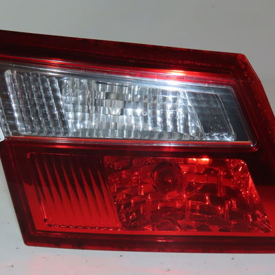 Feu arrière interieur gauche Renault LATITUDE (L70_) 2.0 dci 150 (l70h) (2011)