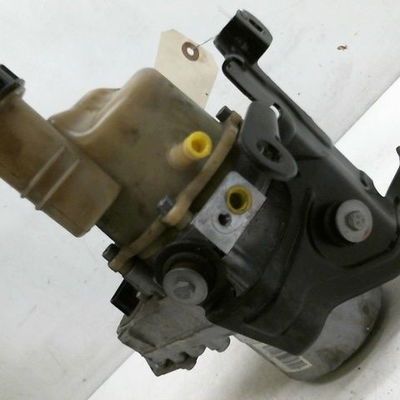 Pompe direction assistee Dacia SANDERO II Tce 90 (b8m1, b8ma) (2012) 5 portes