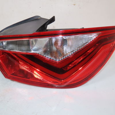 Feu arrière droit Seat IBIZA IV (6J5, 6P1) 1.2 tsi (2010-2012)