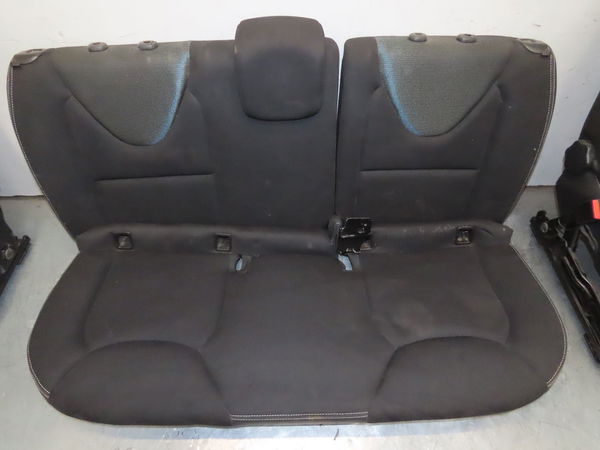 Interieur complet Renault CLIO IV (BH_) 1.5 dci 90 (2012) 5 portes