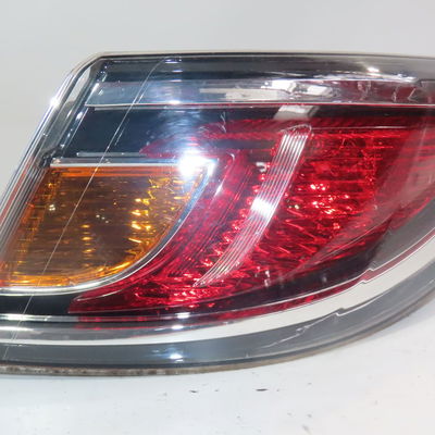 Feu arrière droit Mazda 6 Hatchback (GH) 2.2 d (gh10) (2010-2012)