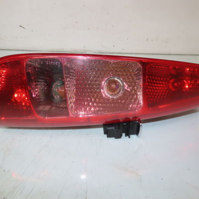 Feu arrière droit Peugeot 807 (EB_) 2.0 16v (2005)