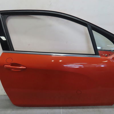 Porte avant droite Peugeot 208 I (CA_, CC_) 1.2 vti 82 (2012)
