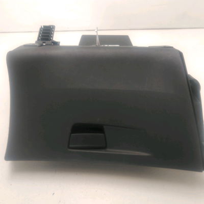 Boite à gants Citroën C4 PICASSO II 1.6 bluehdi 120 (2014)