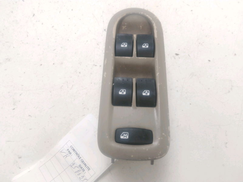 Commande lève-glace porte avant gauche Renault SCÉNIC II (JM0-1_) 1.9 dci (jm14) (2005-2008) 5 portes