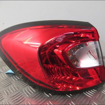 Feu arrière gauche Renault CAPTUR I (J5_, H5_) 1.5 dci 90 (2013) 5 portes