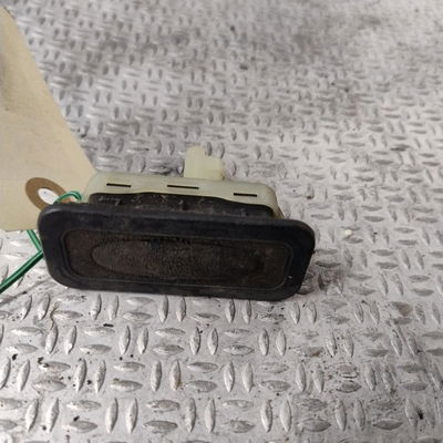 Poignee ext hayon Renault CLIO III (BR0-1, CR0-1) 1.5 dci (br17, cr17) (2005-2012) 5 portes