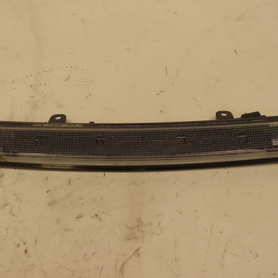 Feux stop supplementaire Peugeot 208 I (CA_, CC_) 1.2 vti 82 (2012)