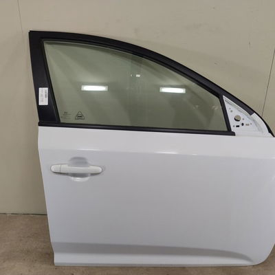 Porte avant droite Kia CEE'D SW (ED) 1.6 crdi 115 (2007-2012)