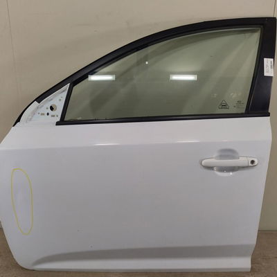 Porte avant gauche Kia CEE'D SW (ED) 1.6 crdi 115 (2007-2012)