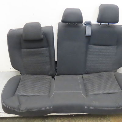 Siege ar complet Peugeot 208 I (CA_, CC_) 1.2 vti 82 (2012)
