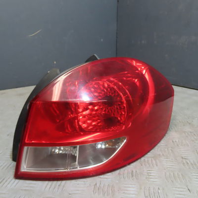 Feu arrière droit Renault CLIO III Grandtour (KR0-1_) 1.5 dci (kr0g) (2007-2012)