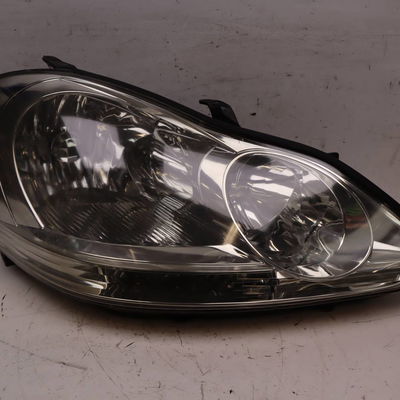 Phare droit Toyota AVENSIS VERSO (_M2_) 2.0 d (clm20_) (2001-2005)