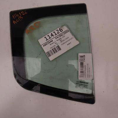 Glace fixe porte ar d Renault MEGANE III 3-5 portes (BZ0-1_, B3_) 1.5 dci (2009) 5 portes