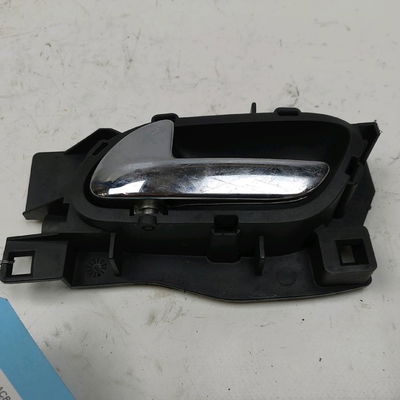 Poignee int porte avg Peugeot 407 Coupé (6C_) 2.0 hdi (2005)