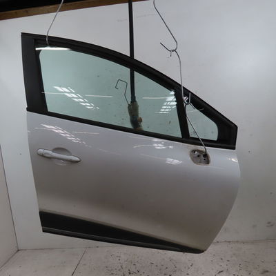 Porte avant droite Renault CLIO IV (BH_) 1.5 dci 75 (2012) 5 portes