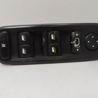 Commande lève-glace porte avant gauche Peugeot 807 (EB_) 2.0 16v (2005)