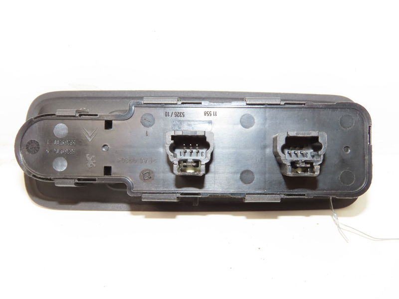 Commande lève-glace porte avant gauche Peugeot 807 (EB_) 2.0 16v (2005)