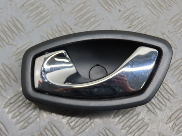 Poignee int porte arg Renault SCÉNIC III (JZ0-1_) 1.5 dci (2009) 5 portes