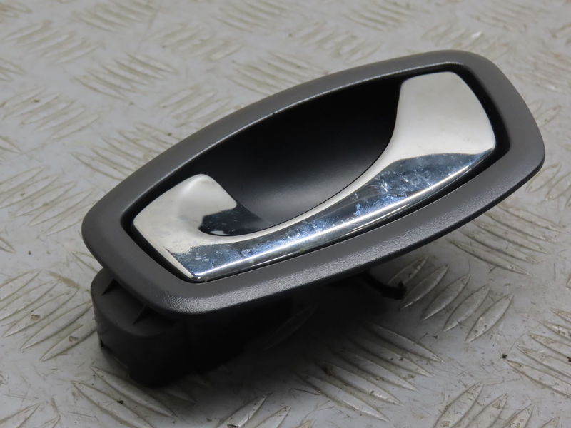 Poignee int porte arg Renault SCÉNIC III (JZ0-1_) 1.5 dci (2009) 5 portes