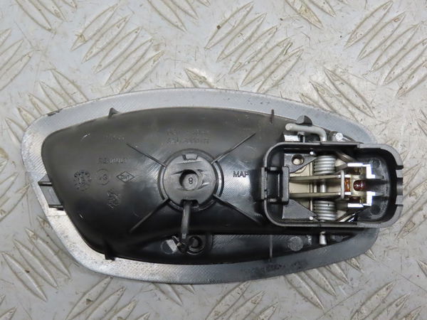 Poignee int porte arg Renault SCÉNIC III (JZ0-1_) 1.5 dci (2009) 5 portes