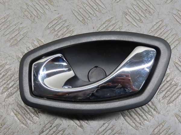 Poignee int porte avg Renault SCÉNIC III (JZ0-1_) 1.5 dci (2009) 5 portes