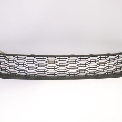 Grille pare-choc av Dacia SANDERO II Tce 90 (b8m1, b8ma) (2012) 5 portes