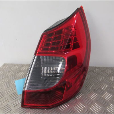Feu arrière droit Renault SCÉNIC II (JM0-1_) 1.5 dci (jm1e, jm16) (2005-2008) 5 portes