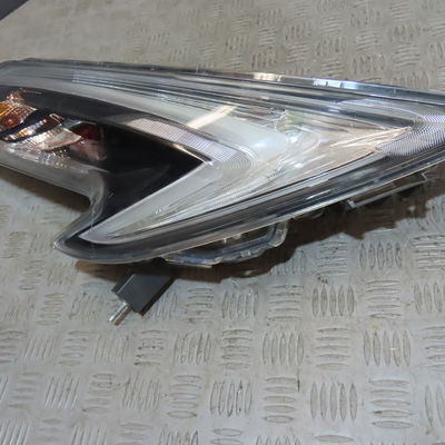 Phare droit Nissan JUKE (F15) 1.2 dig-t (2014)
