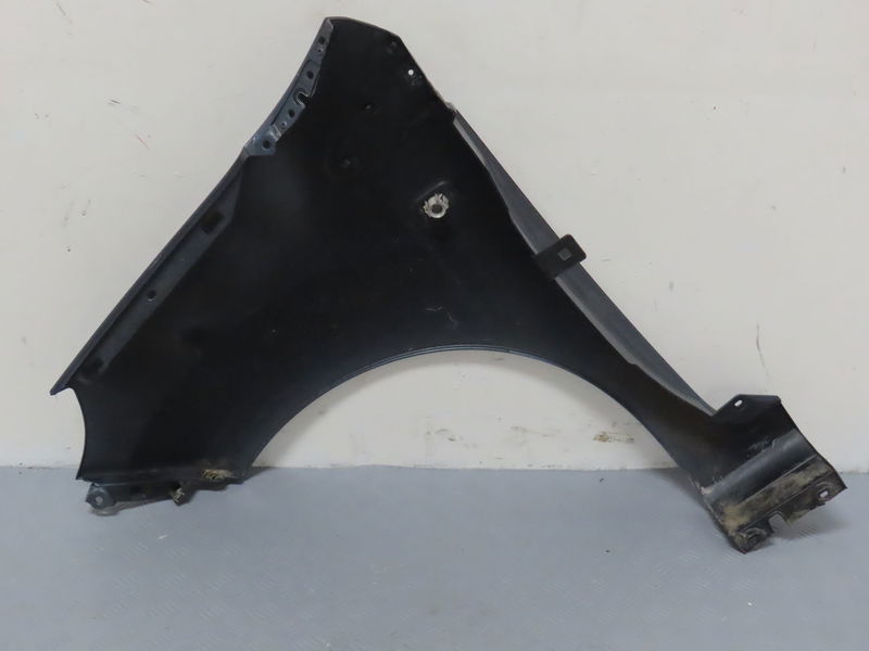 Aile avant droite Renault TWINGO II (CN0_) 1.2 16v (cn0k, cn0v) (2007) 3 portes