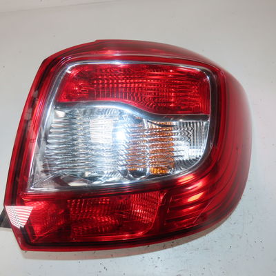 Feu arrière droit Dacia SANDERO II 1.2 (2012)
