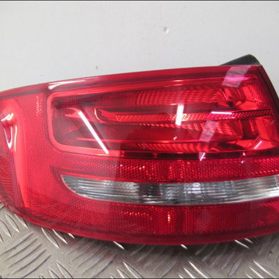 Feu arrière gauche Audi A4 B8 Avant (8K5) 2.0 tdi (2008-2015)