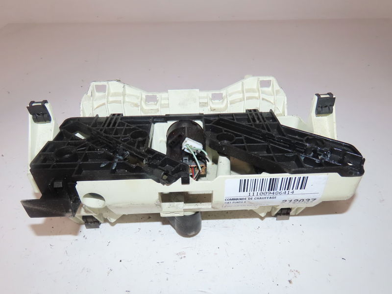 Commande de chauffage Fiat PUNTO (188_) 1.2 60 (188.030, .050, .130, .150, .230, .250) (1999-2010)