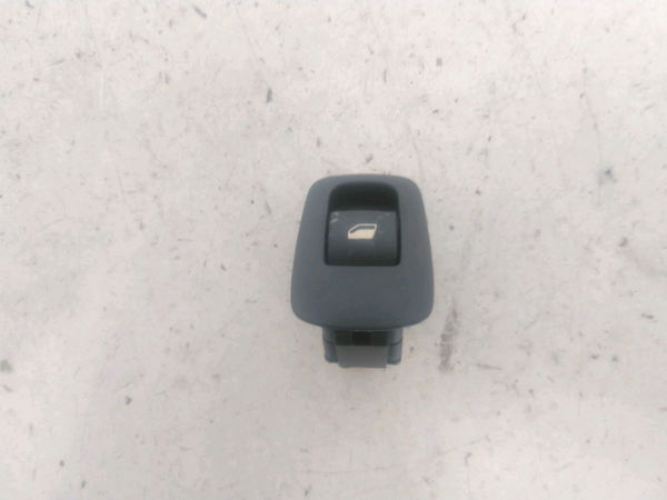 Commande leve-glace porte arrière gauche Citroën C4 GRAND PICASSO I (UA_) 1.6 hdi 110 (2010-2013)