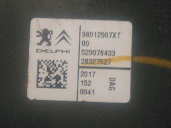 Commande lève-glace porte avant gauche Ds DS 3 (SA_) 1.6 bluehdi 100 (2015-2019)