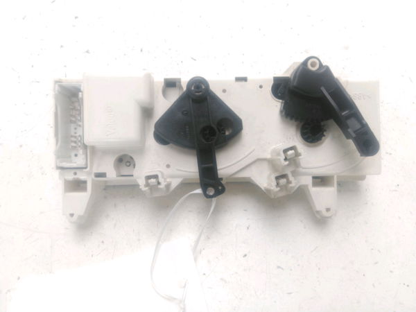Commande de chauffage Renault MEGANE I Coupé (DA0-1_) 1.6 16v (da0b, da04, da11) (1999-2003) 2 portes