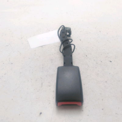 Ancrage ceinture avant droit Volkswagen GOLF V Variant (1K5) 1.9 tdi (2007-2009)