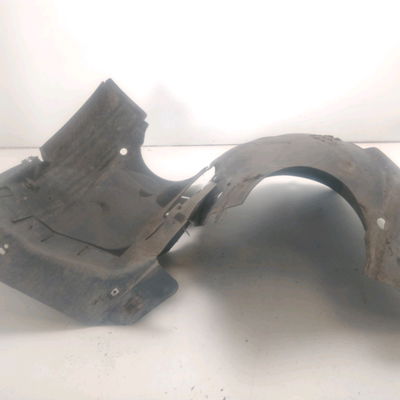 Pare-boue avant gauche Renault MEGANE I Coupé (DA0-1_) 1.6 16v (da0b, da04, da11) (1999-2003) 2 portes