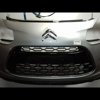 Pare-choc avant Citroën C3 II (SC_) 1.4 hdi 70 (sc8hzc, sc8hr0, sc8hp4) (2009) 5 portes