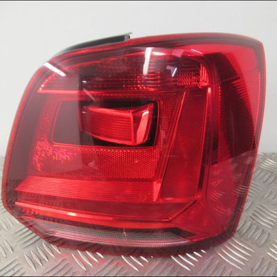 Feu arrière droit Volkswagen POLO V (6R1, 6C1) 1.0 (2014)