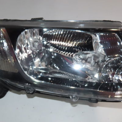 Phare droit Dacia SANDERO II 1.2 (2012)