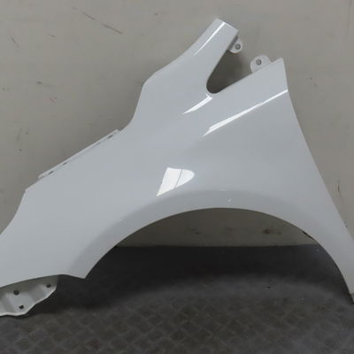 Aile avant gauche Toyota AVENSIS Break (_T27_) 1.6 d4-d (wwt270_) (2015-2018)